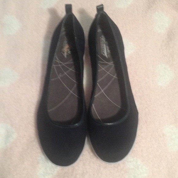 Life Stride Shoes - slip on shoes NWOT